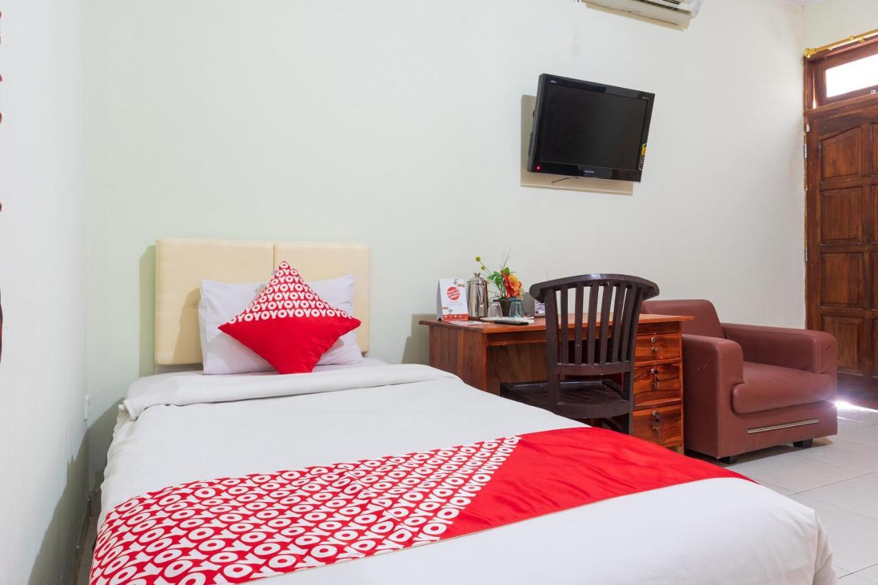 Super Oyo 1682 Greenia Hotel Kupang  Exterior foto
