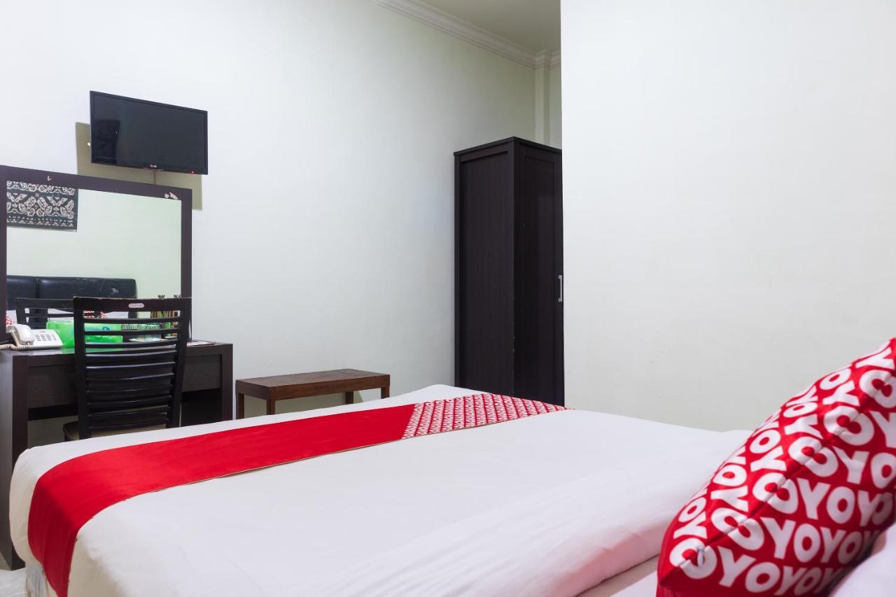 Super Oyo 1682 Greenia Hotel Kupang  Exterior foto